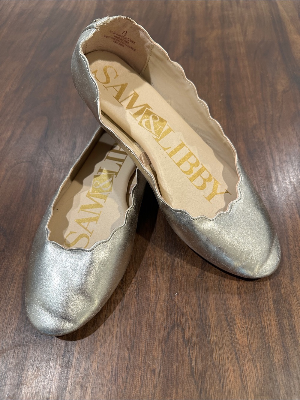 Sam & Libby Metallic Gold Scalloped Ballet Flats